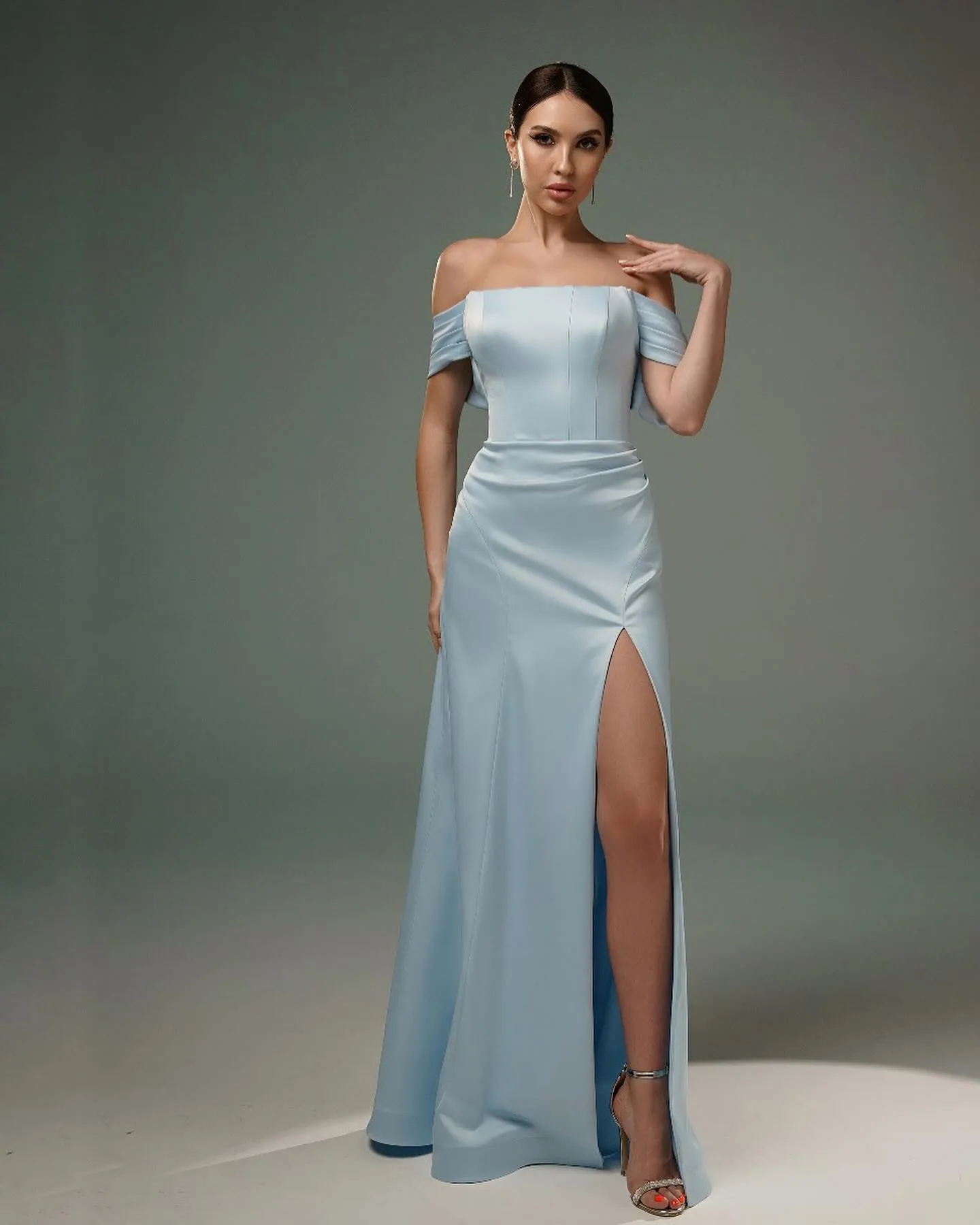 Amazing A-Line Satin Off-The-Shoulder Sleeveless Prom Dresses With Split Front