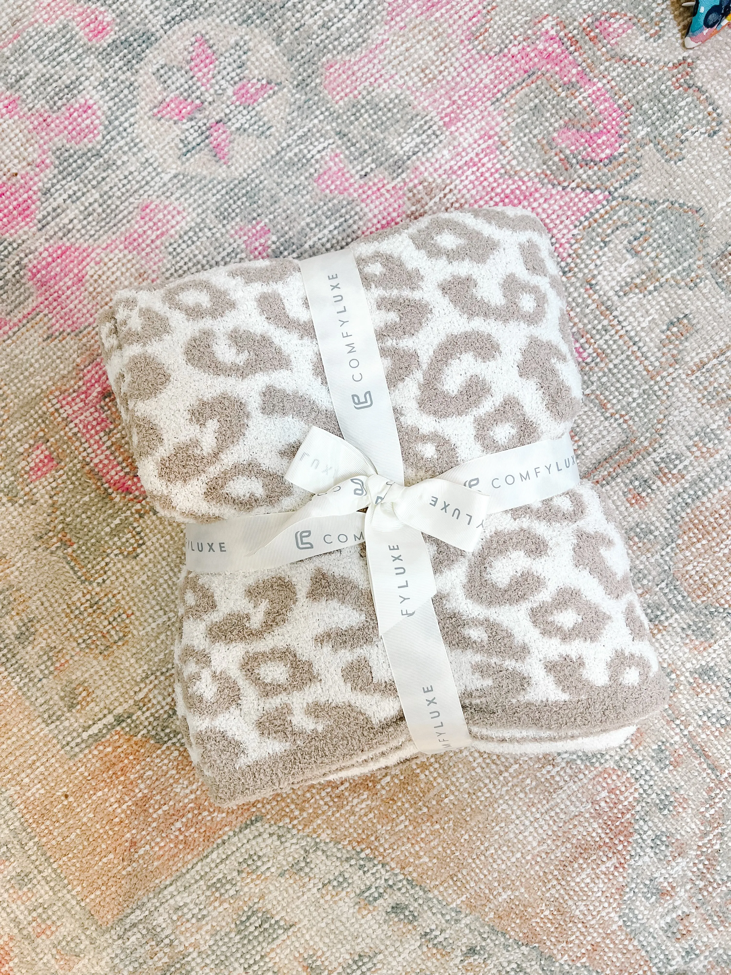 Comfy Luxe Blankets