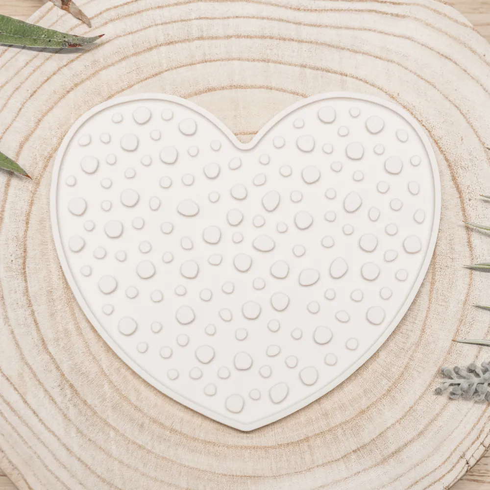 Moon Mist Heart Licking Mat