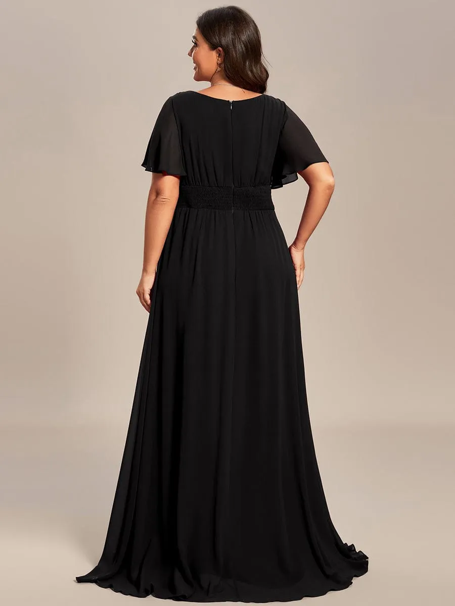 Simple Chiffon Pleated A-Line Round Neckline Dress in Black